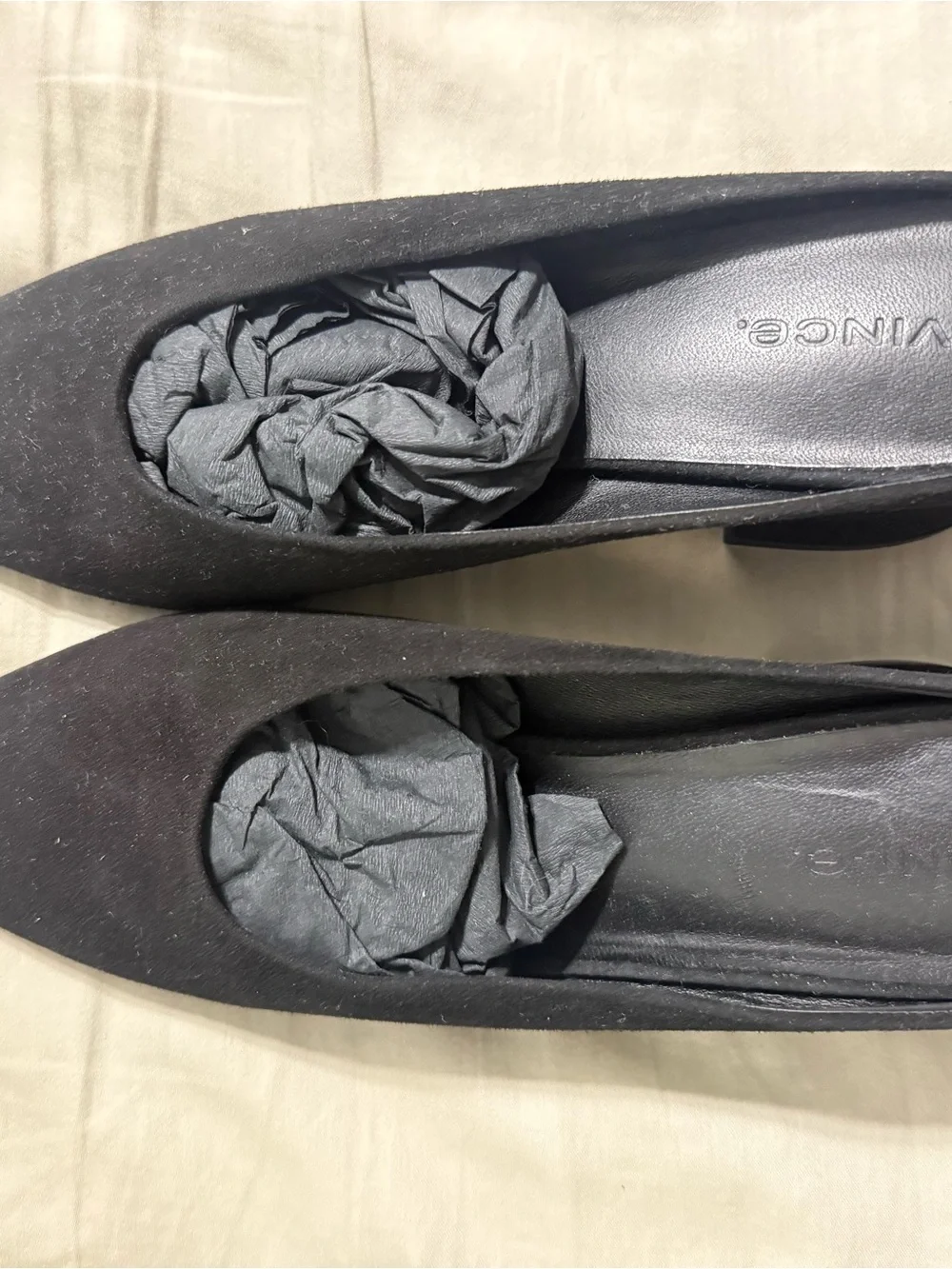 Vince suede pointed